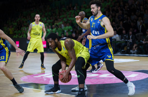 和塞尔塔都 和塞尔塔都