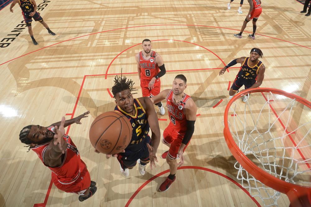 [冰雪]武绍桐晋级单板滑雪U型场地技巧女子组决赛.